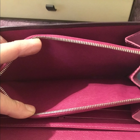 Vintage Authentic Louis Vuitton Epi Porte Feuille Sara Leather Long Bifold Walle - Picture 14 of 15